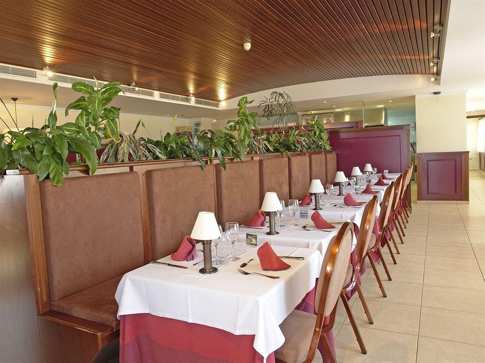 Apartamentos Turisticos Jardines Del Plaza เพนิสโคลา ภายนอก รูปภาพ