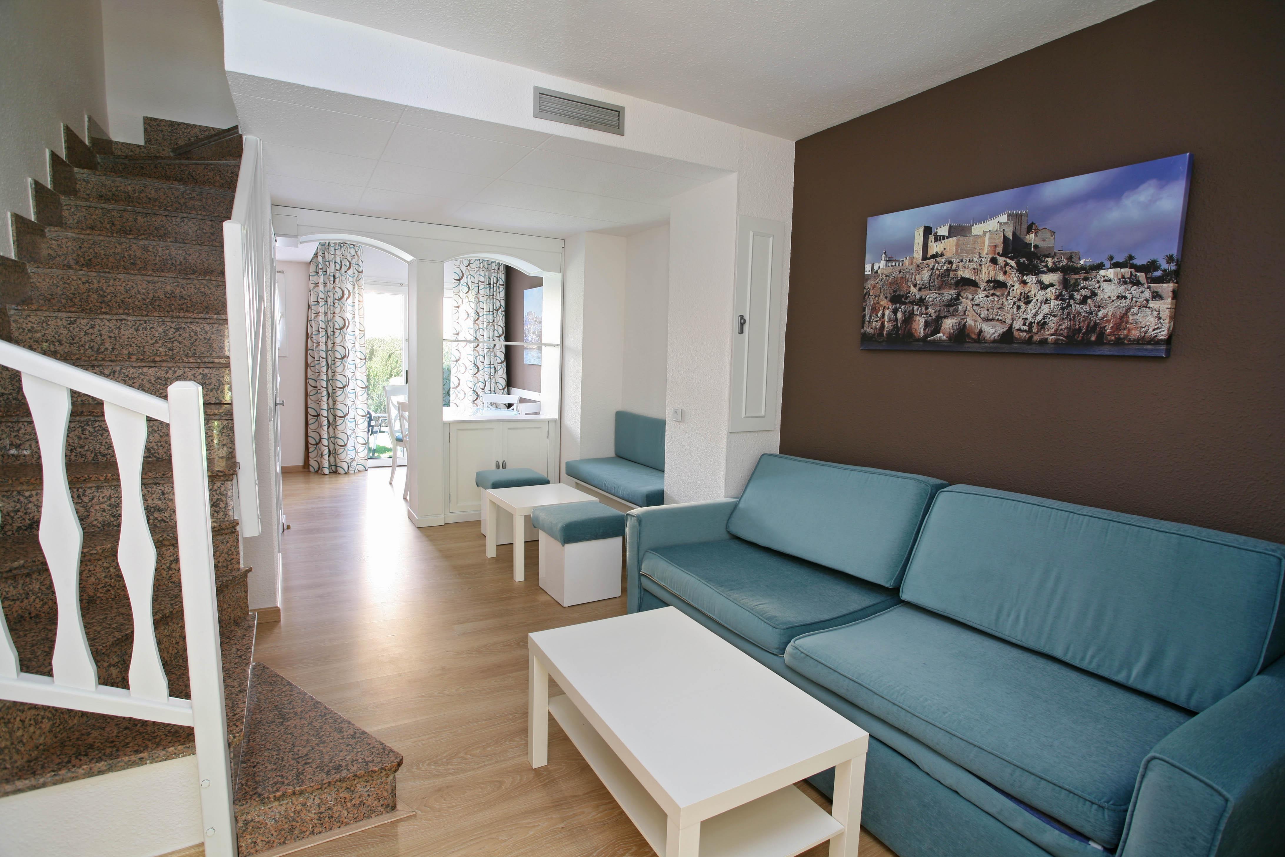 Apartamentos Turisticos Jardines Del Plaza เพนิสโคลา ภายนอก รูปภาพ
