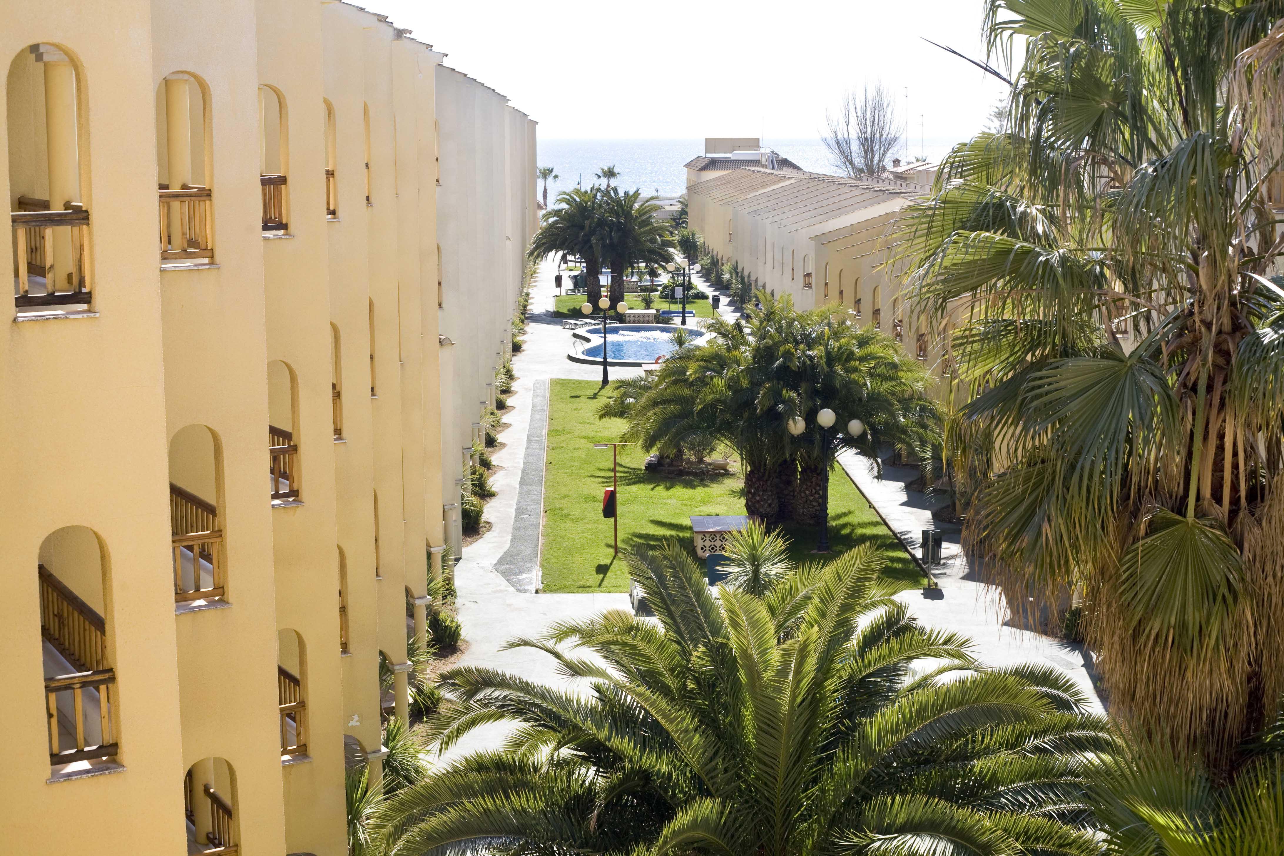 Apartamentos Turisticos Jardines Del Plaza เพนิสโคลา ภายนอก รูปภาพ