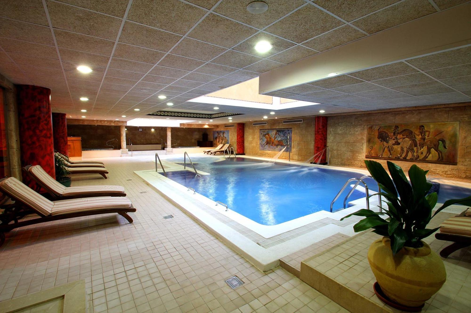 Apartamentos Turisticos Jardines Del Plaza เพนิสโคลา ภายนอก รูปภาพ