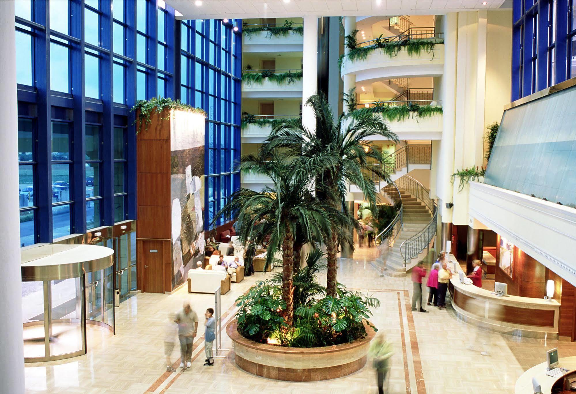 Apartamentos Turisticos Jardines Del Plaza เพนิสโคลา ภายนอก รูปภาพ