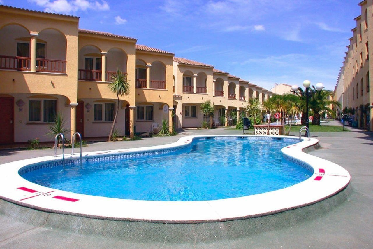 Apartamentos Turisticos Jardines Del Plaza เพนิสโคลา ภายนอก รูปภาพ